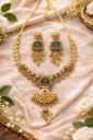 Rajsi Grace Necklace Set