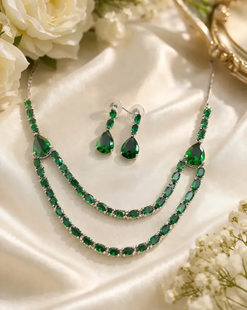 Emerald Elegance Dual-Layer Necklace Set